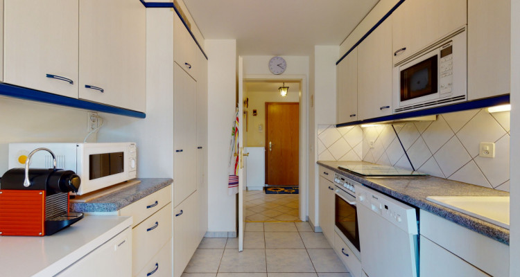 Spacieux appartement - Proximité lac, plage, tennis club de St-Sulpice image 6