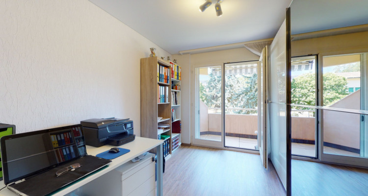 Spacieux appartement - Proximité lac, plage, tennis club de St-Sulpice image 10