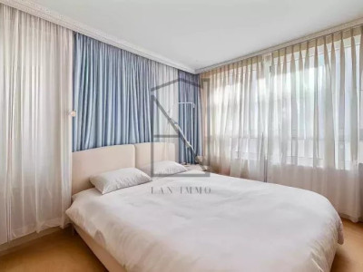 Unique! 4.5 room apartment with panoramic lake view! image 7