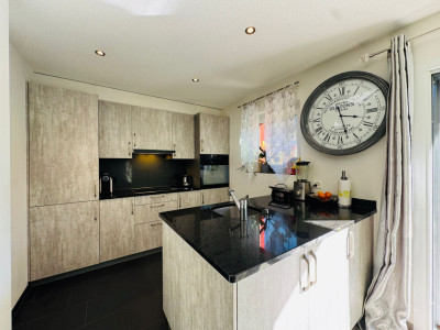 LUMINEUX ET SPACIEUX, VUE IMPRENABLE A ORSIERE image 3