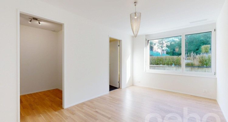 Exklusive 3.5-Zimmer-Gartenwohnung mit grossem Aussenbereich image 7