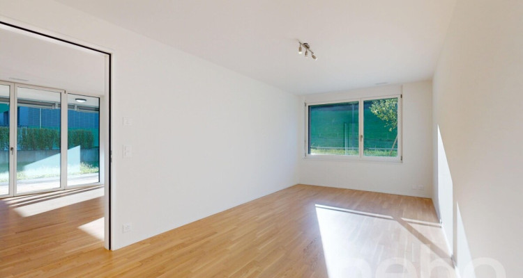 Exklusive 3.5-Zimmer-Gartenwohnung mit grossem Aussenbereich image 8