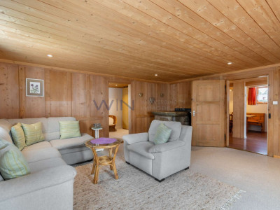 Historische Bauernarchitektur mit Perspektive image 3