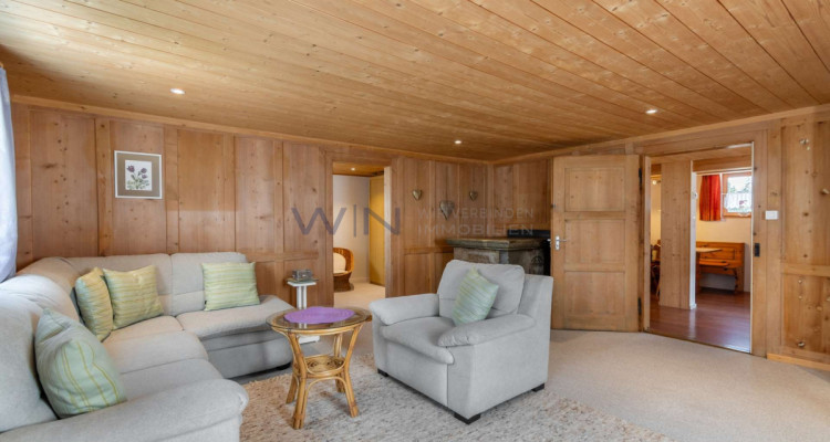 Historische Bauernarchitektur mit Perspektive image 3