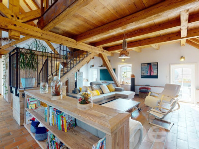 Un loft sous les toits! duplex mansardé au charme incomparable image 3