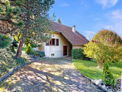 Lumière, espace et potentiel: Charmante villa individuelle avec jardin image 4