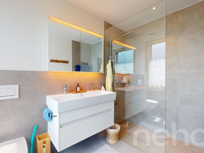 Moderne 5.5-Zimmer-Wohnung mit hochwertigem Ausbau in Domat/Ems image 8