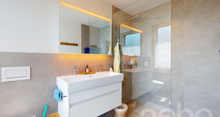 Moderne 5.5-Zimmer-Wohnung mit hochwertigem Ausbau in Domat/Ems image 8