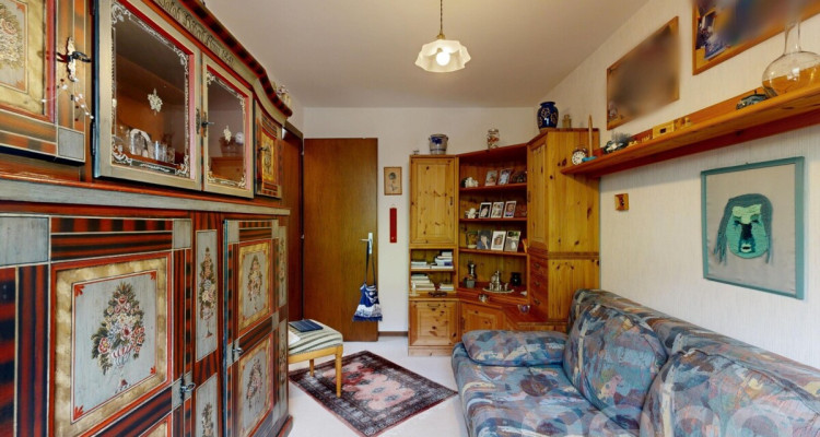 Grande maison mitoyenne sur 3 étages avec terrasse et balcon! image 12