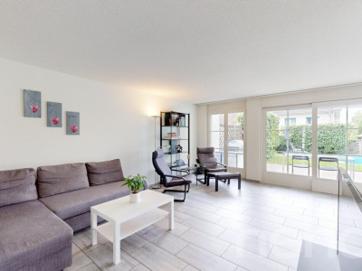 Familienfreundliches Eckreihenhaus mit Pool am Hallwilersee image 2