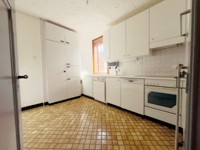 Appartement de 4.5 pièces situé au centre de Fully image 1