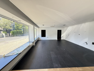 Surface commerciale denv. 143m2 avec parking - Rte de Vevey 29, 1009 Pully image 2