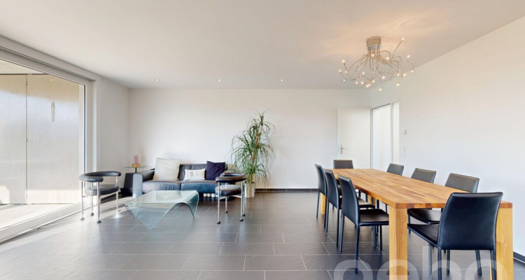 Modernes 6.5-Zimmer EFH an sonniger Lage mit pflegeleichtem Garten image 2