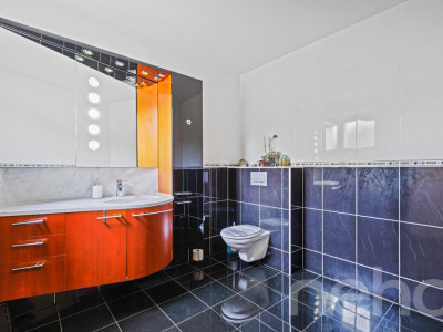 Exclusif: Grande villa de 3 logements avec piscine image 5