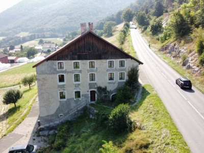 Magnifique projet de rénovation, bâtisse de caractère image 2