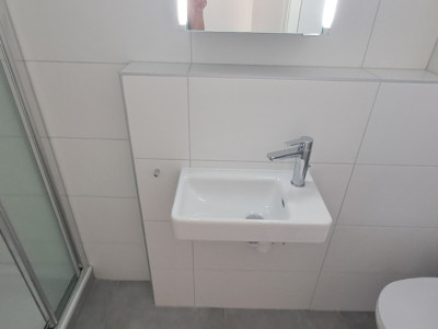 A louer au rez, un 4.5 pièces entièrement rénové  image 7