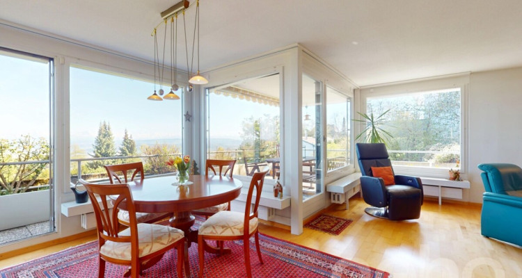 Superbe appartement en terrasse avec magnifique vue à Evilard image 1