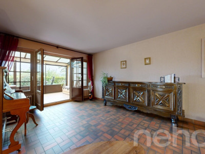 Sérénité, face à un champ agricole image 5