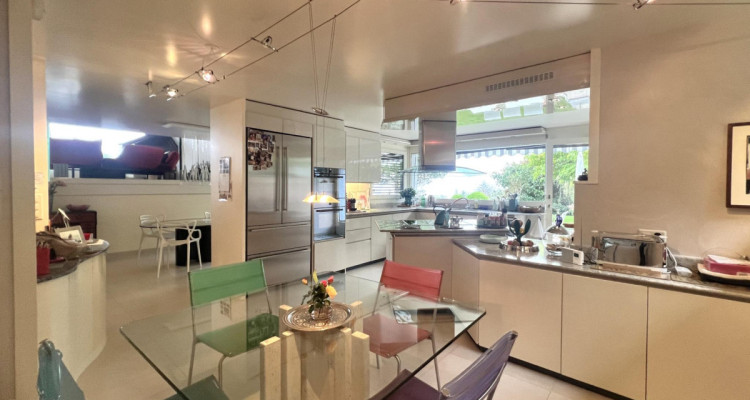 Propriété meublée avec magnifique vue sur le lac, les Alpes et le Mont-Blanc image 9