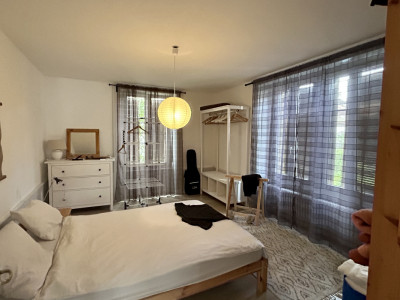 Au centre du village - Idéalement situé image 3