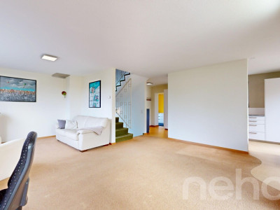 Ihr Familientraum an ruhiger Lage mit Bauland image 2