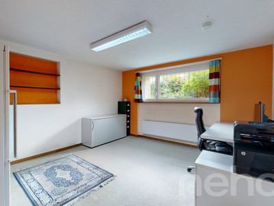 Ihr Familientraum an ruhiger Lage mit Bauland image 9