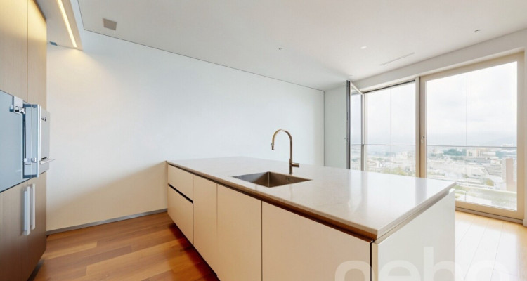 Luxuriöses Penthouse über den Dächern von Zürich image 2