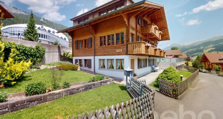 Sonnige Chalet-Wohnung mit Bergpanorama an zentraler Lage image 3