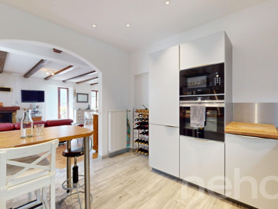 Grande Maison de deux appartements + Bureaux et garages indépendants image 5