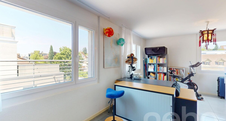 Zentrale 3.5-Zimmer-Attikawohnung mit Fernsicht image 8