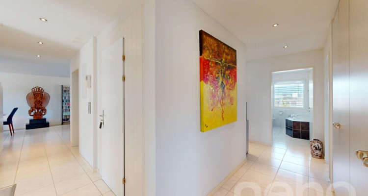 Zentrale 3.5-Zimmer-Attikawohnung mit Fernsicht image 9