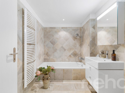 Einzigartige Chance! Wunderschöne Gartenwohnung an bester Lage image 9