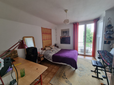 Maison de 5.5 pcs avec grand jardin - Proche centre-ville image 3