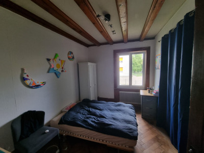 Maison de 5.5 pcs avec grand jardin - Proche centre-ville image 4