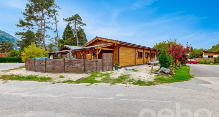 Magnifique maison en bois tout prés du lac image 4