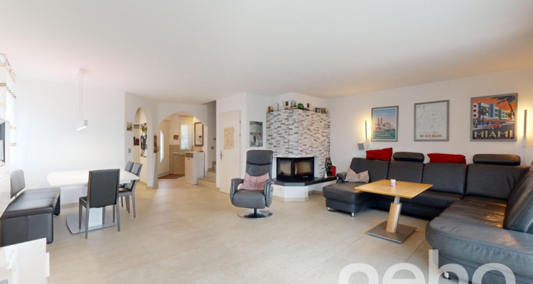 Grosszügiges, lichtdurchflutetes Reiheneckhaus in Adlikon b.Regensdorf image 2