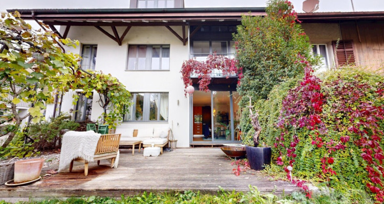 Haus mit zwei Lofts & sep. Parzelle direkt nebenan image 1