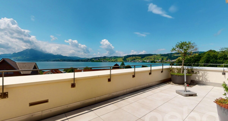 Grosszügiges Wohnen mit Seesicht und nachhaltiger Technik image 3