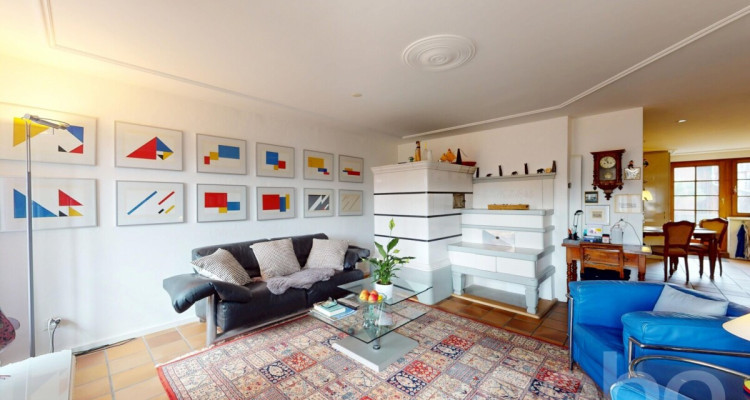 Sonnige 4.5-Zimmer Wohnung inklusive Parkplatz image 1