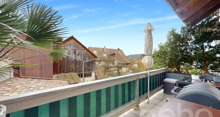 Sonnige 4.5-Zimmer Wohnung inklusive Parkplatz image 3