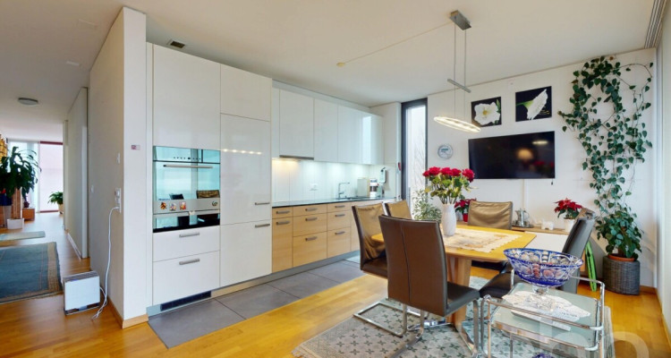 Moderne 3,5-Zimmer-Wohnung an zentraler Lage in Biel image 2