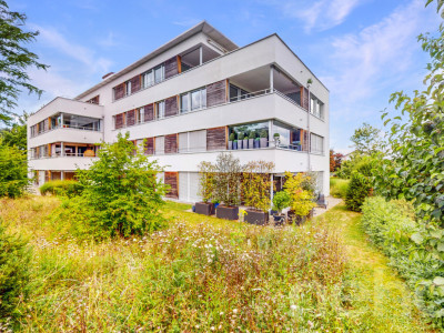 157 m2 moderner Wohnkomfort mit Weitsicht auf Säntis und Churfirsten image 2