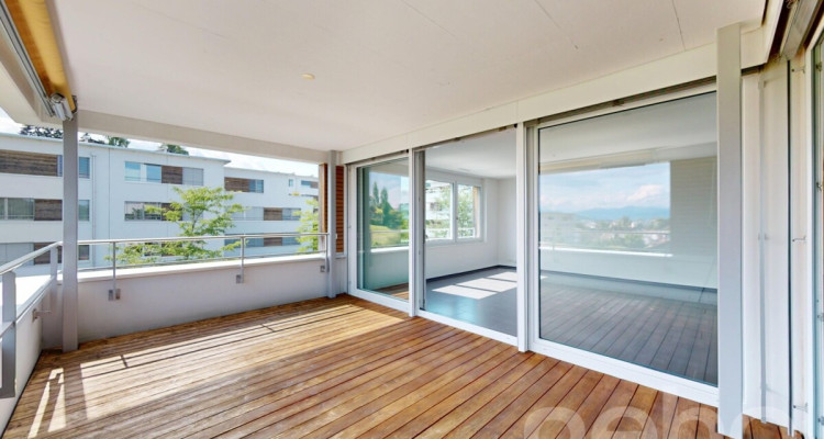 157 m2 moderner Wohnkomfort mit Weitsicht auf Säntis und Churfirsten image 8