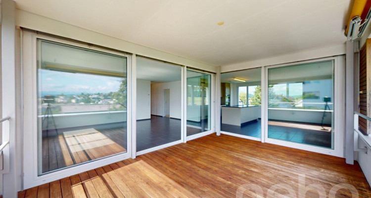 157 m2 moderner Wohnkomfort mit Weitsicht auf Säntis und Churfirsten image 9