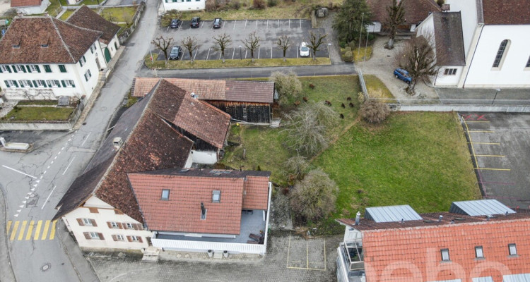 Bauernhaus mit angrenzendem Einfamilienhaus und viel Bauland inkl. image 1