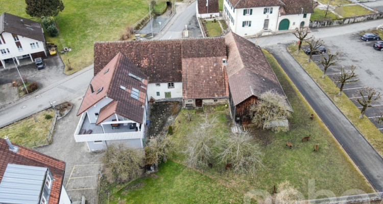 Bauernhaus mit angrenzendem Einfamilienhaus und viel Bauland inkl. image 2