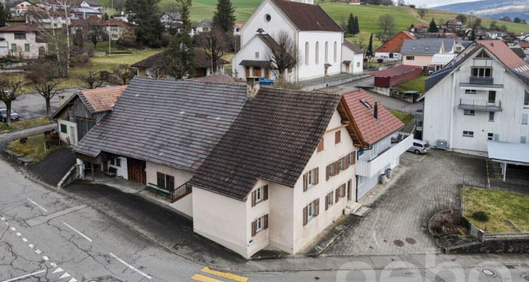 Bauernhaus mit angrenzendem Einfamilienhaus und viel Bauland inkl. image 3
