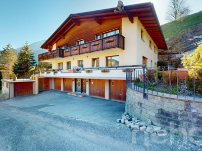 Mehrfamilienhaus mit Aussicht und Potenzial in Thusis image 1