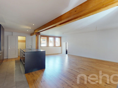 Exclusif: Appartement triplex de 5.5 pièces avec garage image 2