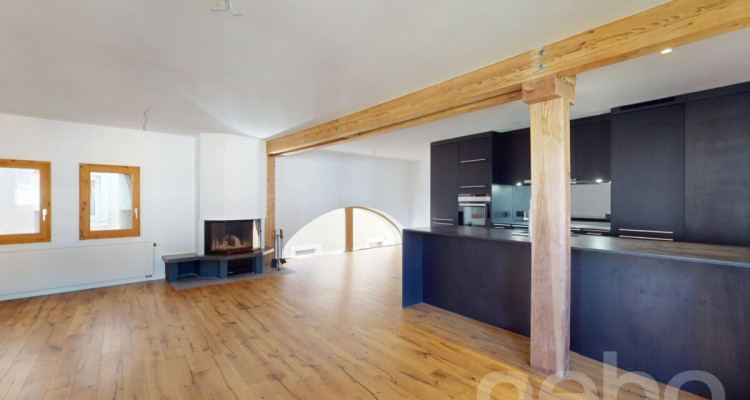 Exclusif: Appartement triplex de 5.5 pièces avec garage image 3